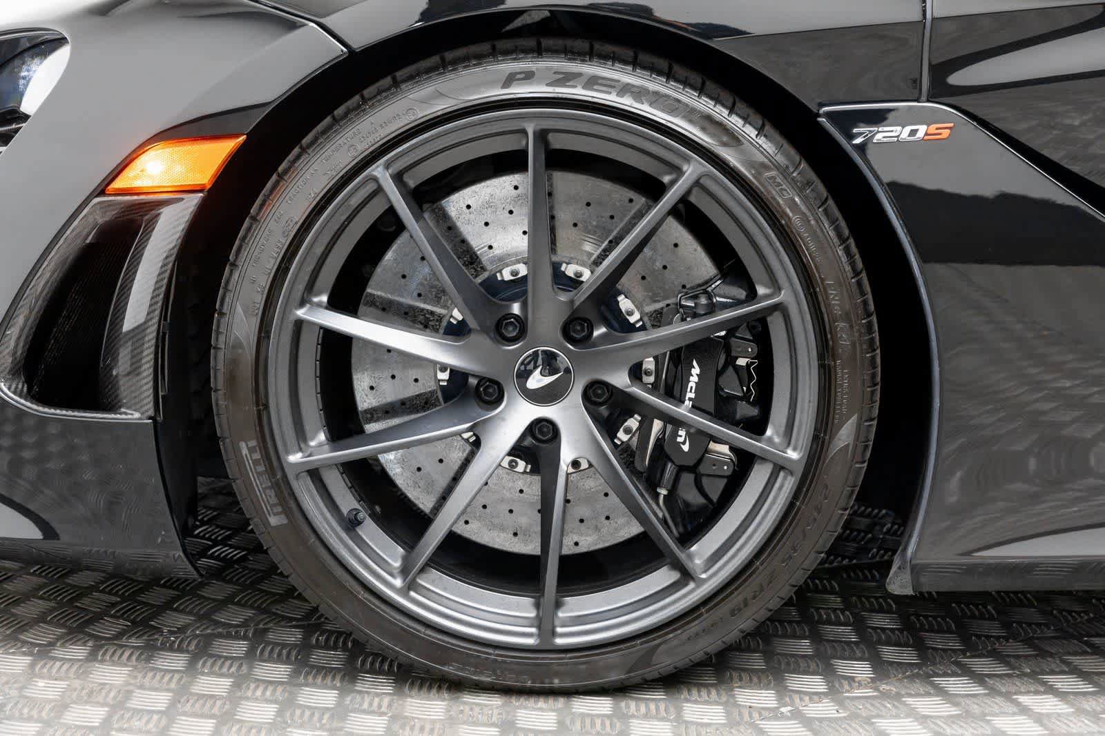 Used 2023 McLaren 720S Spider RWD image 8