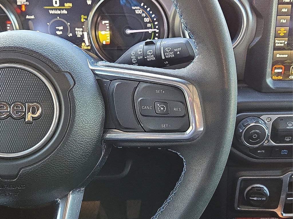 Used 2023 Jeep Wrangler Unlimited Rubicon 4xe image 22