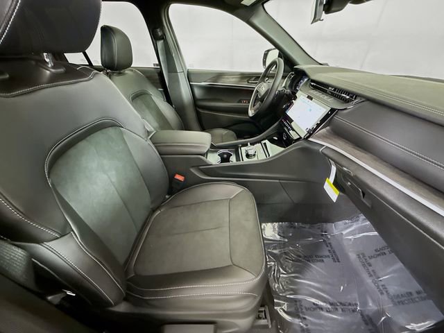 New 2026 Jeep Grand Cherokee Laredo image 27