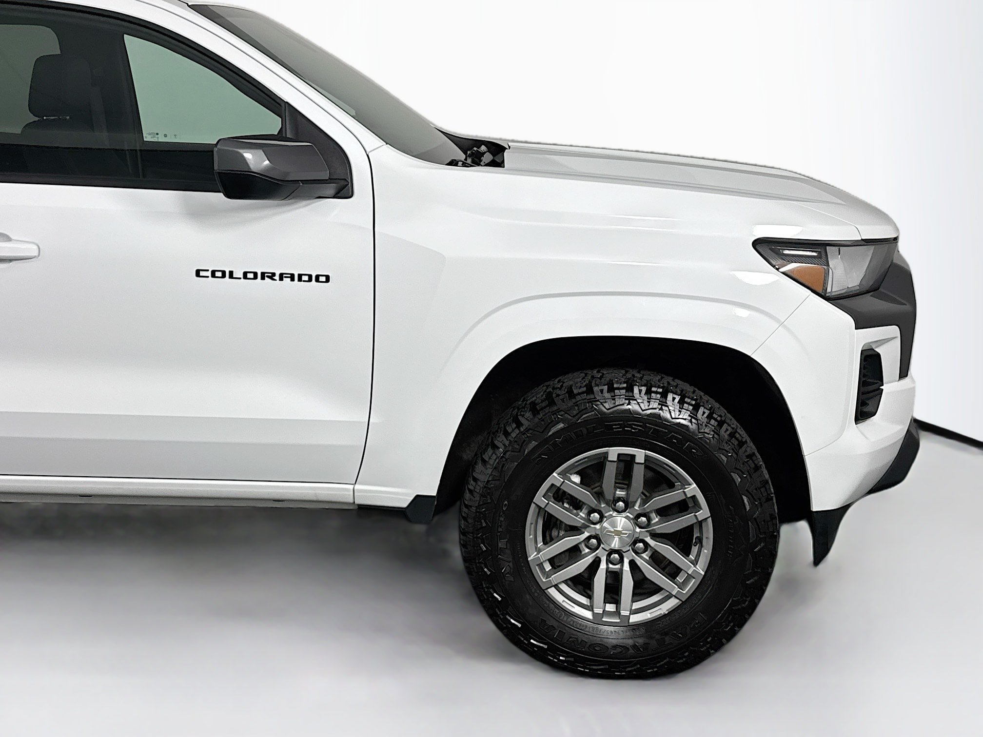 Used 2023 Chevrolet Colorado LT AWD/4WD image 42