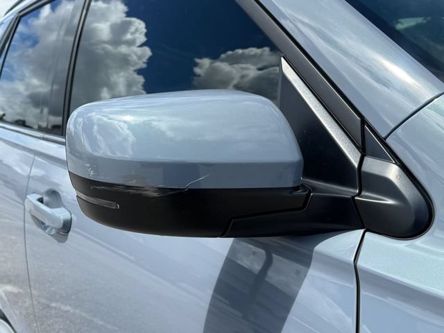 Used 2025 Honda Pilot Elite image 11