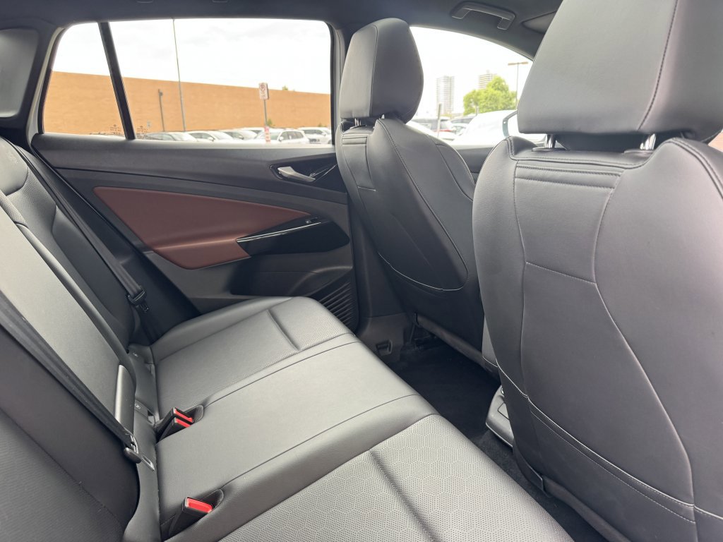 Used 2021 Volkswagen ID.4 Pro S w/ ID.4 Protection Package image 38
