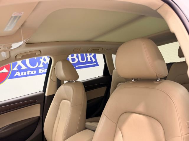 Used 2015 Audi Q5 2.0T Premium Plus w/ Technology Package AWD/4WD image 22