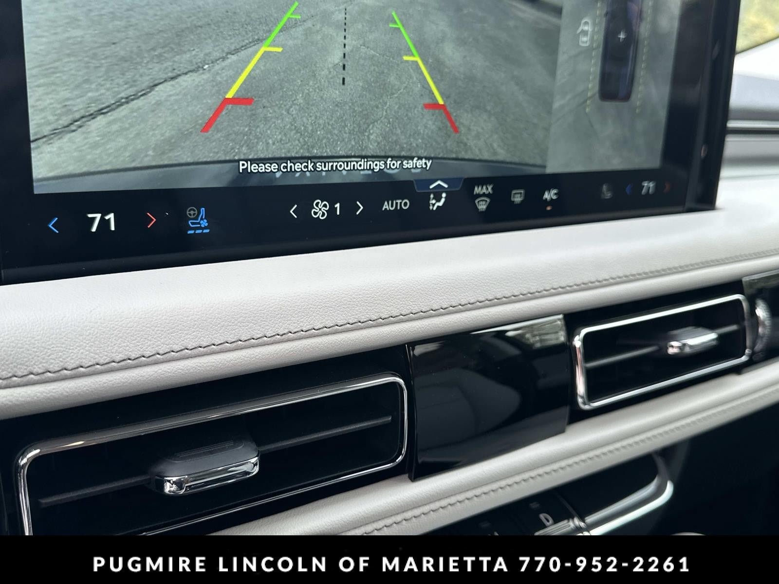 New 2026 Lincoln Aviator AWD image 23