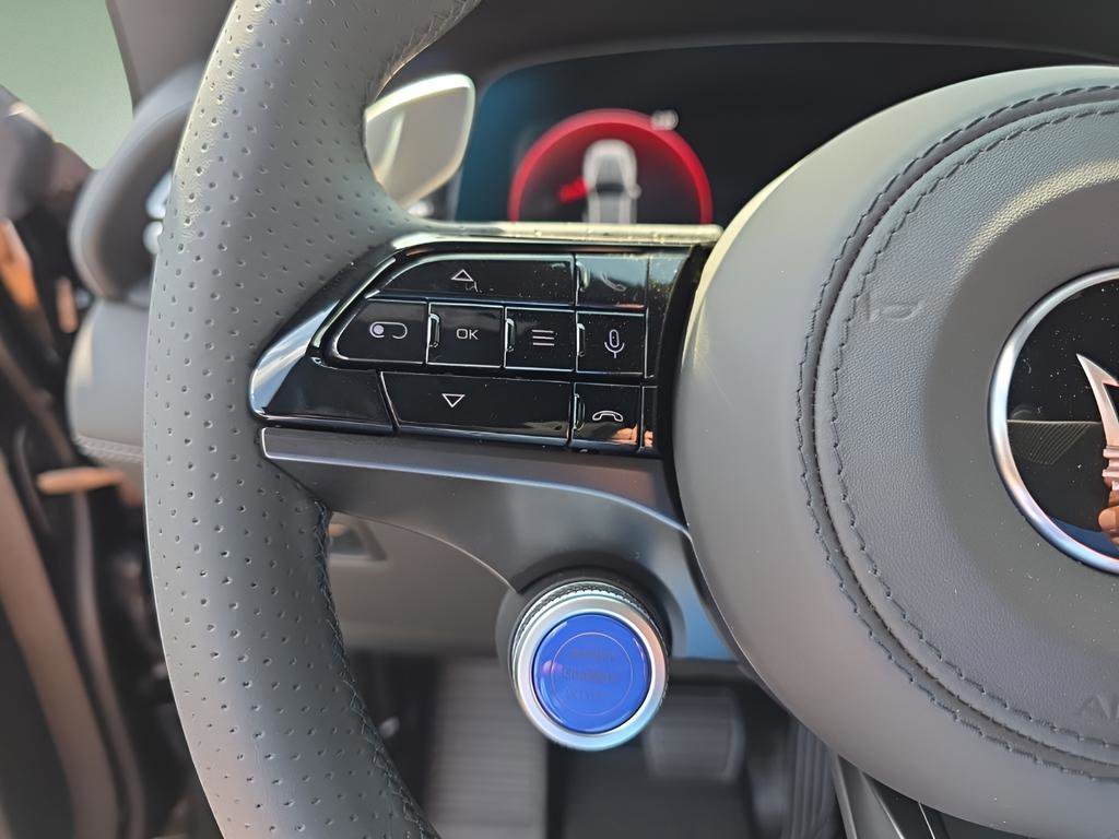 New 2025 Maserati Grecale GT image 21