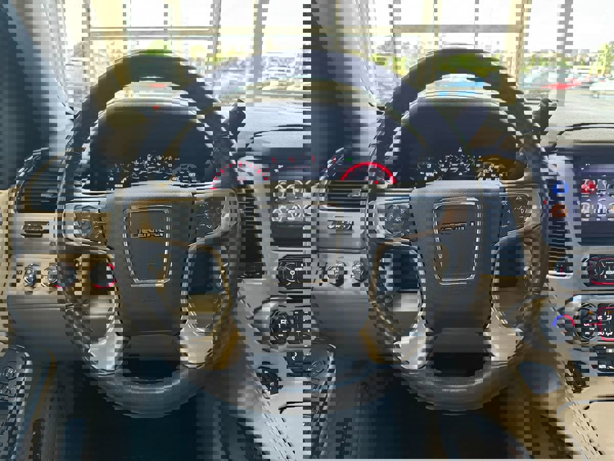 Used 2015 GMC Yukon Denali w/ Touring Package image 32