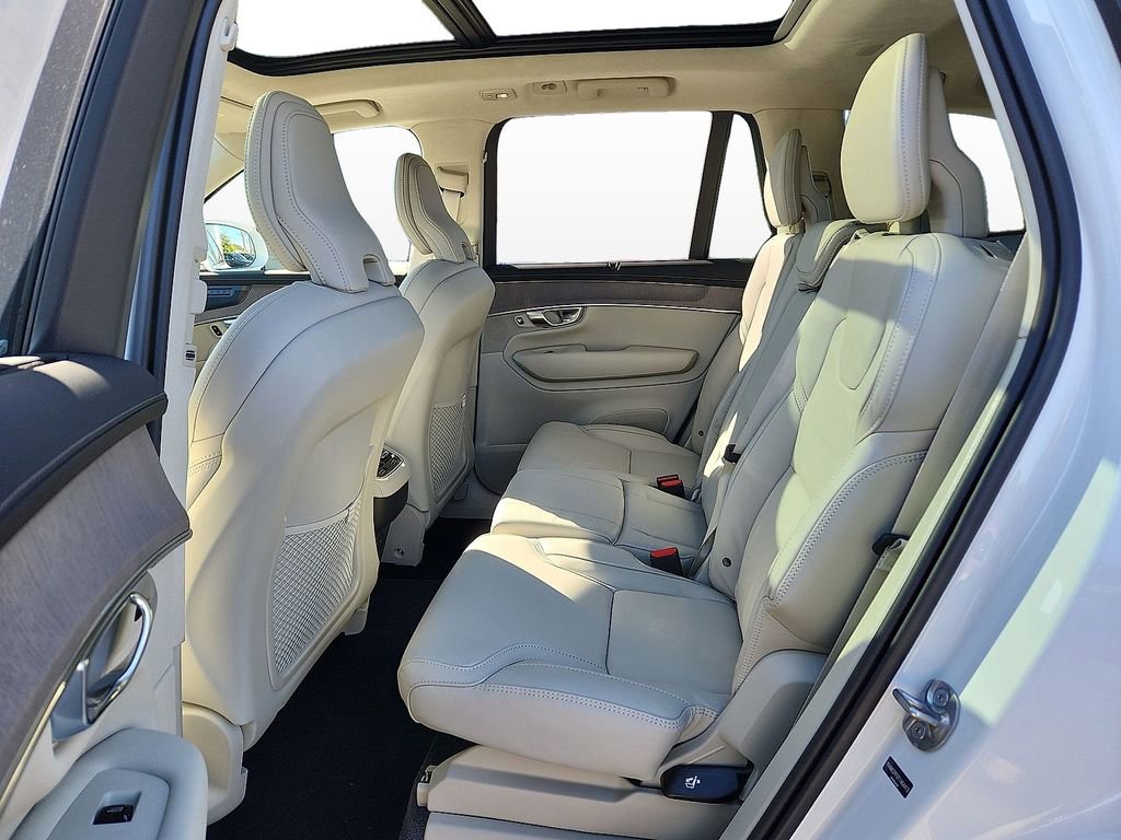 New 2026 Volvo XC90 B6 Ultra image 13