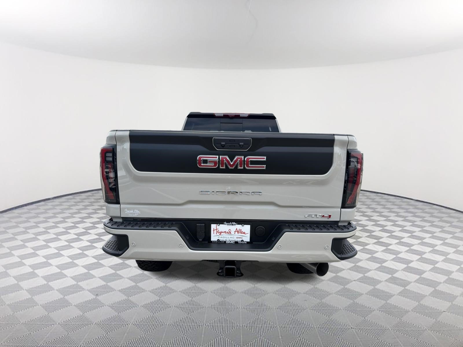 New 2026 GMC Sierra 2500 AT4 w/ AT4 Premium Plus Package AWD/4WD image 7