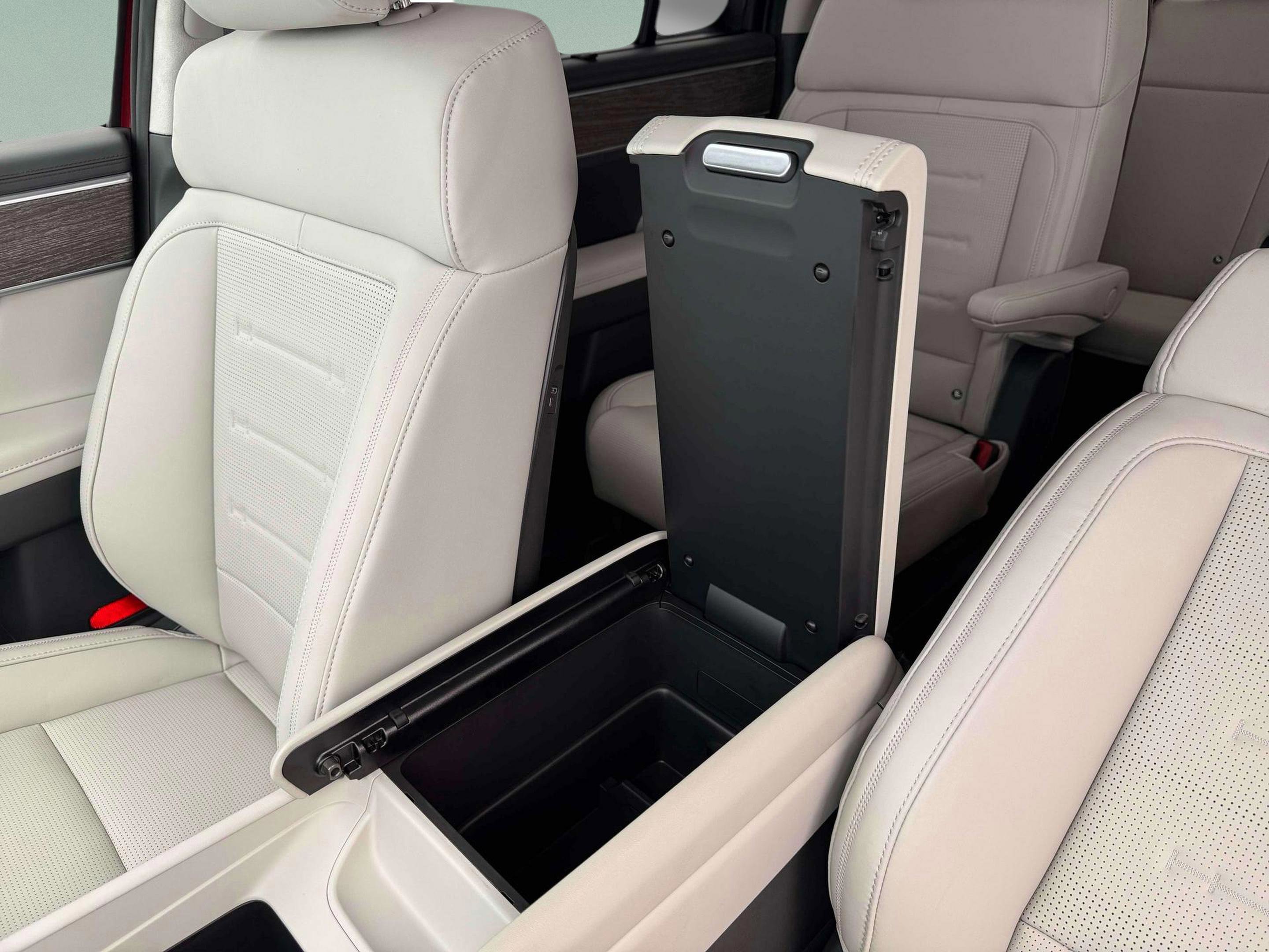 New 2026 Hyundai Santa Fe Calligraphy image 19