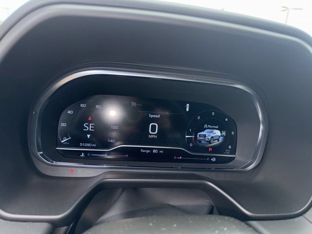 Used 2024 GMC Yukon AT4 w/ Technology Package AWD/4WD image 6