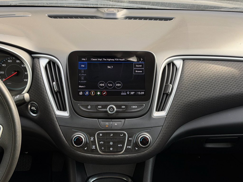 Used 2023 Chevrolet Malibu LT image 26