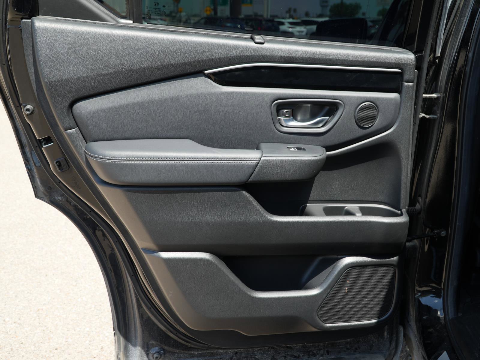 Used 2024 Honda Pilot EX-L image 15