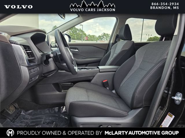 Used 2023 Nissan Rogue SV FWD image 12