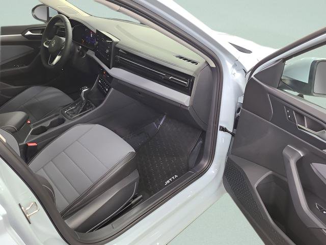 New 2026 Volkswagen Jetta SE image 24