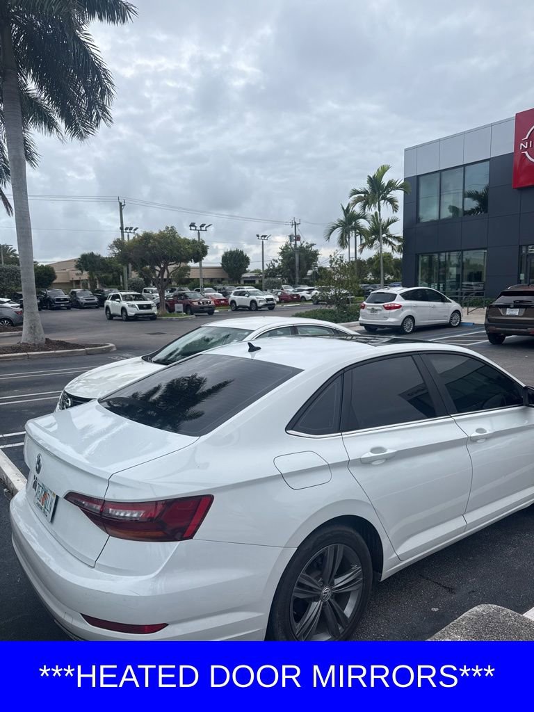 Used 2019 Volkswagen Jetta R-Line image 4