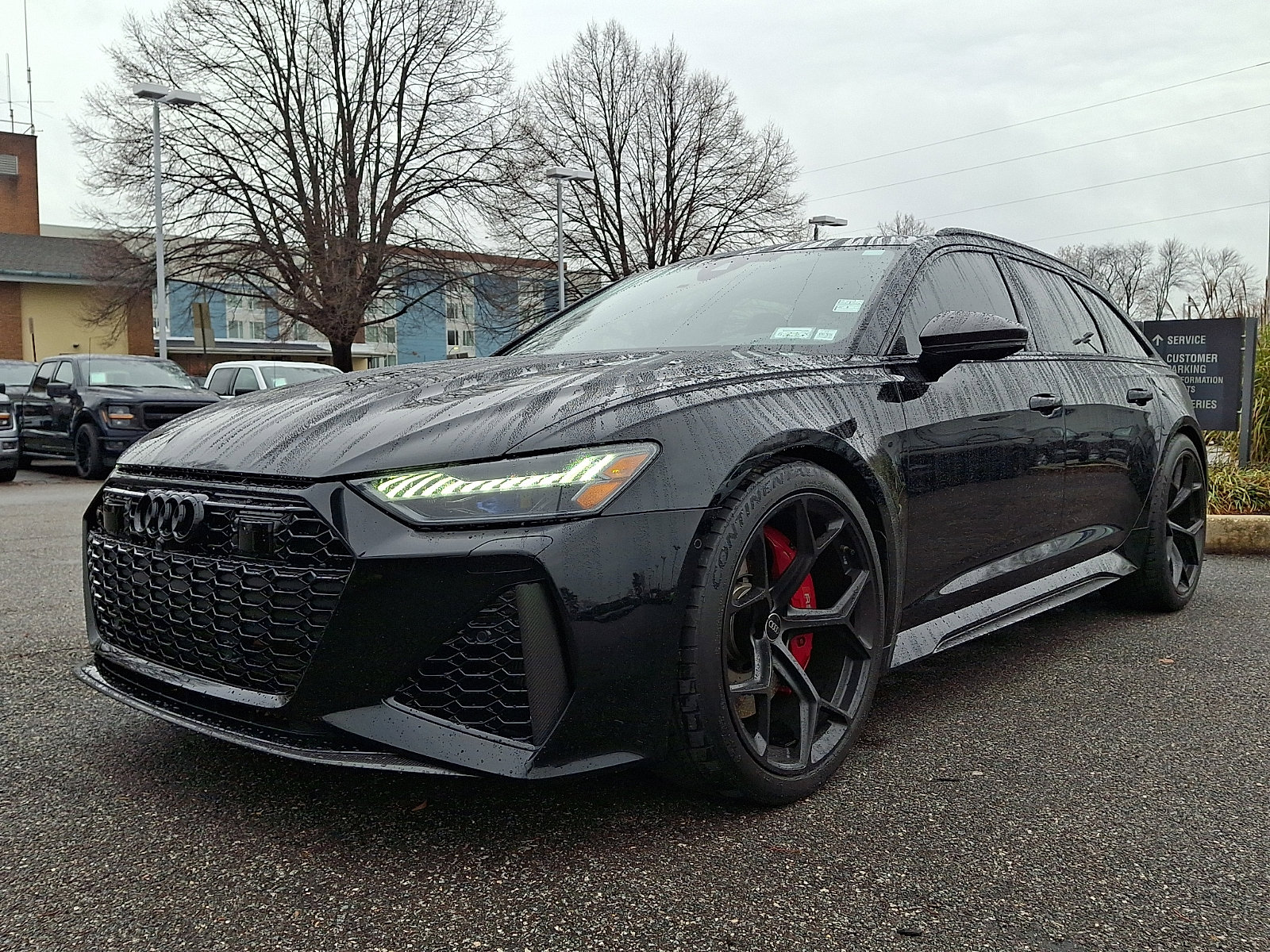 Used 2024 Audi RS 6 performance image 4