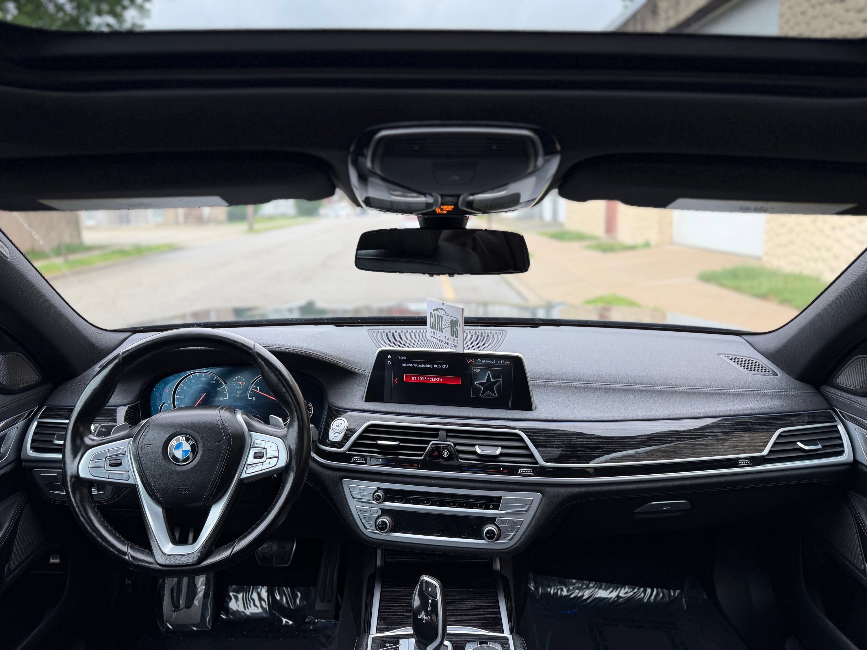 Used 2019 BMW 740i xDrive w/ M Sport Package AWD/4WD image 26