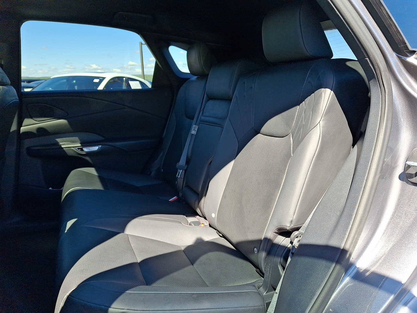 Used 2023 Lexus RX 350 Premium w/ Accessory Package AWD/4WD image 8