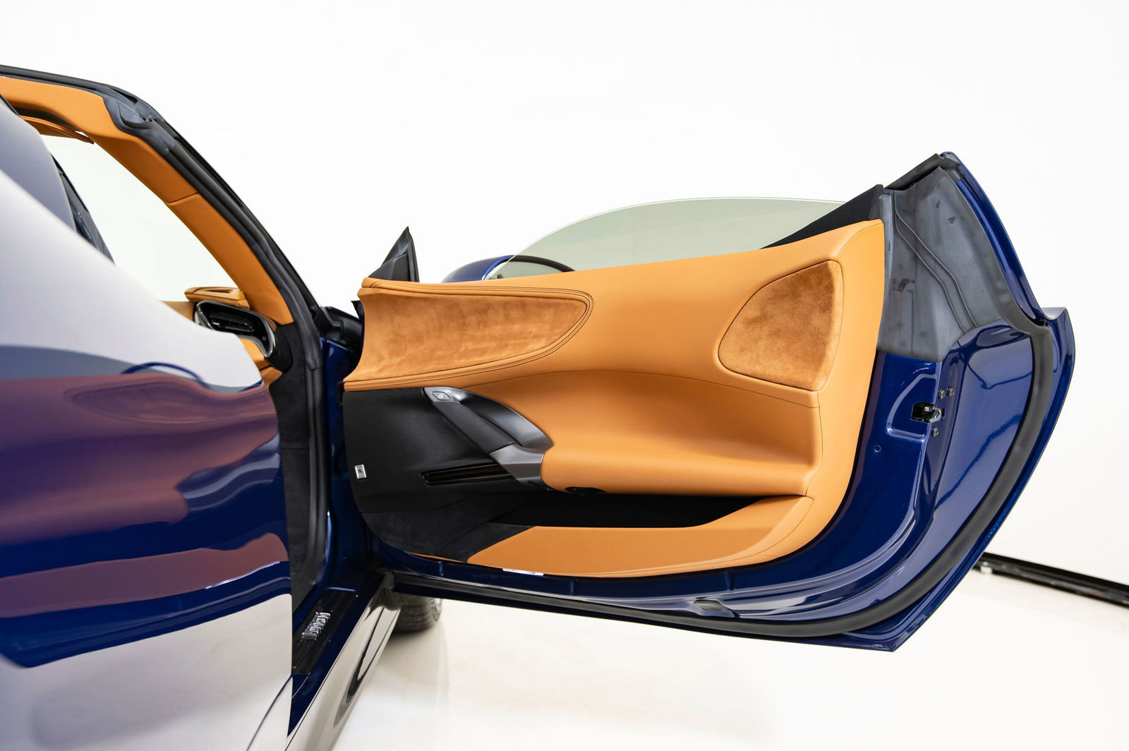 Certified 2022 Ferrari SF90 Spider image 24