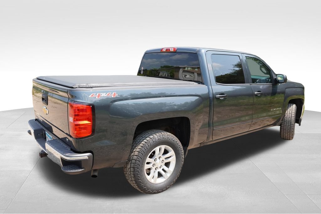 Used 2017 Chevrolet Silverado 1500 LT w/ All Star Edition AWD/4WD image 3