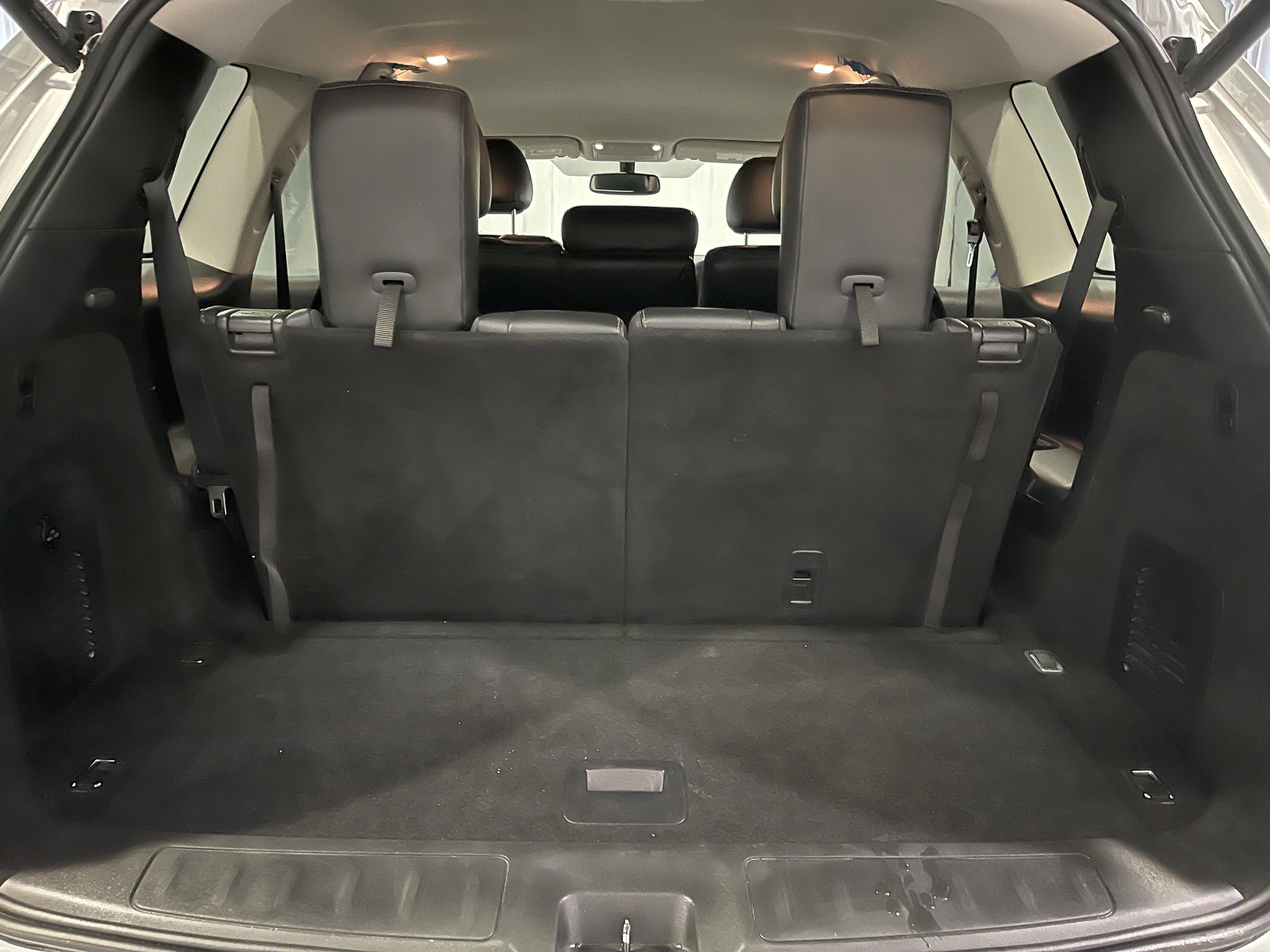 Used 2020 Nissan Pathfinder SL image 27