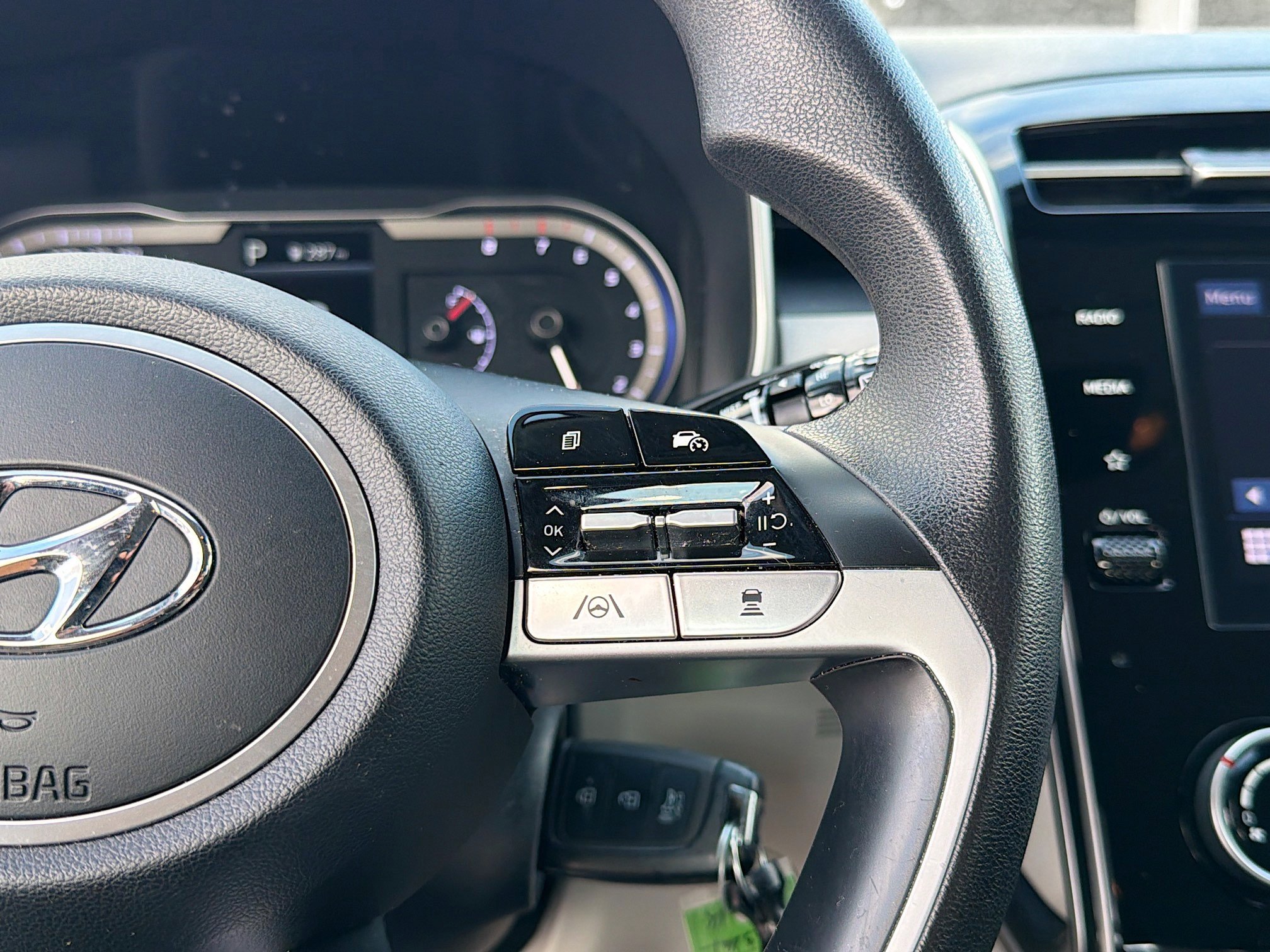 Used 2023 Hyundai Tucson SE image 35