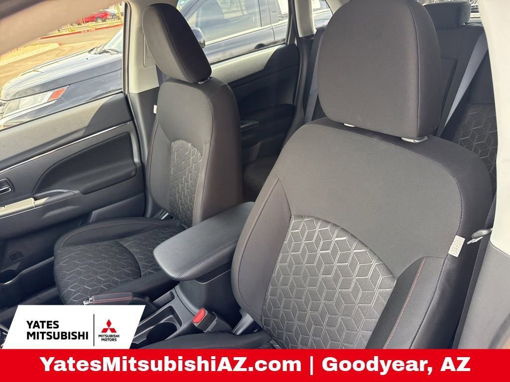 New 2026 Mitsubishi Outlander Sport LE AWD/4WD image 8