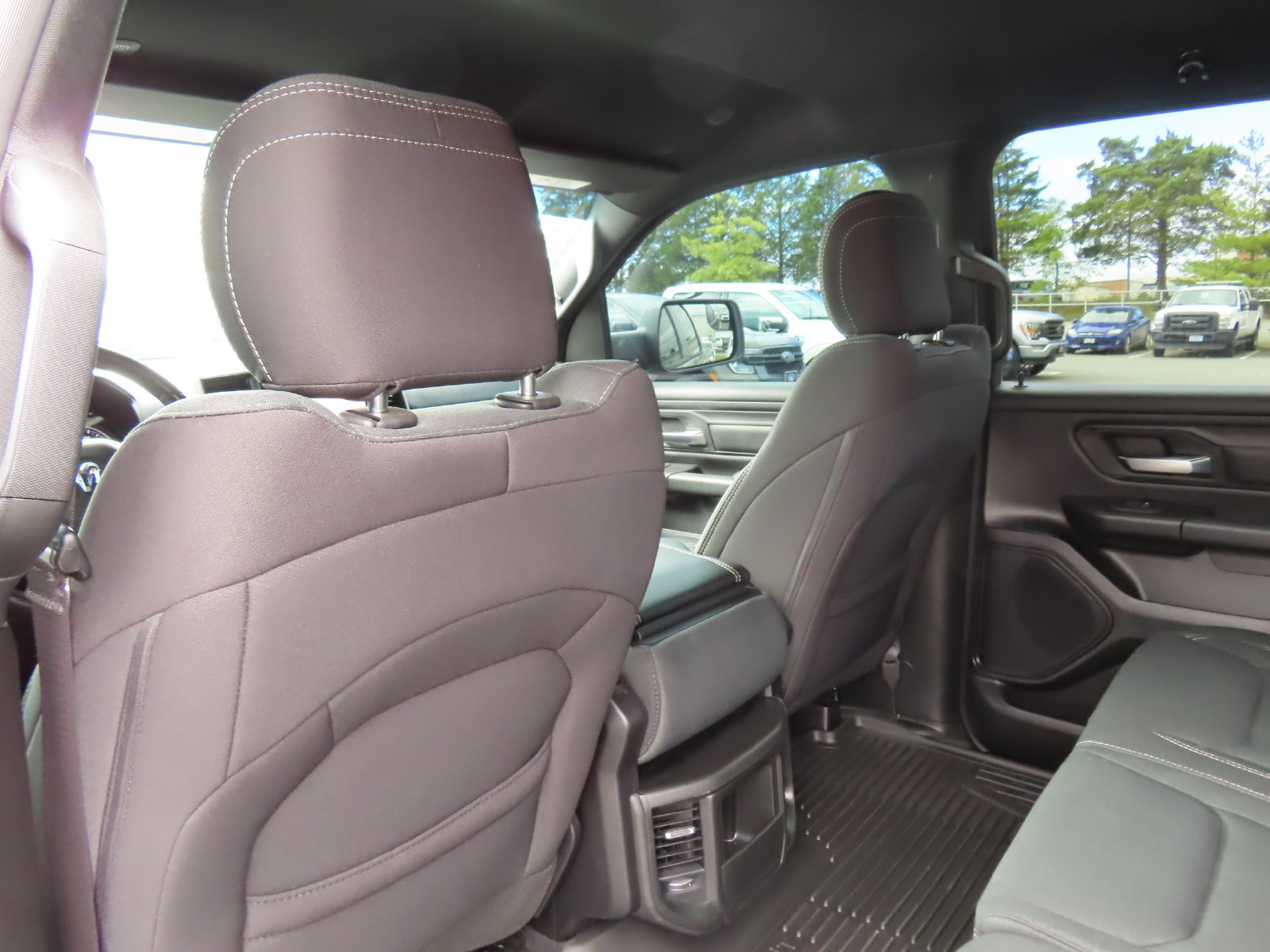 Used 2025 RAM 1500 Tradesman w/ Night Edition AWD/4WD image 30
