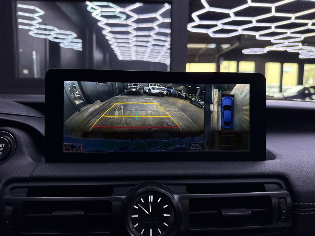 Used 2023 Lexus IS 500 RWD image 30