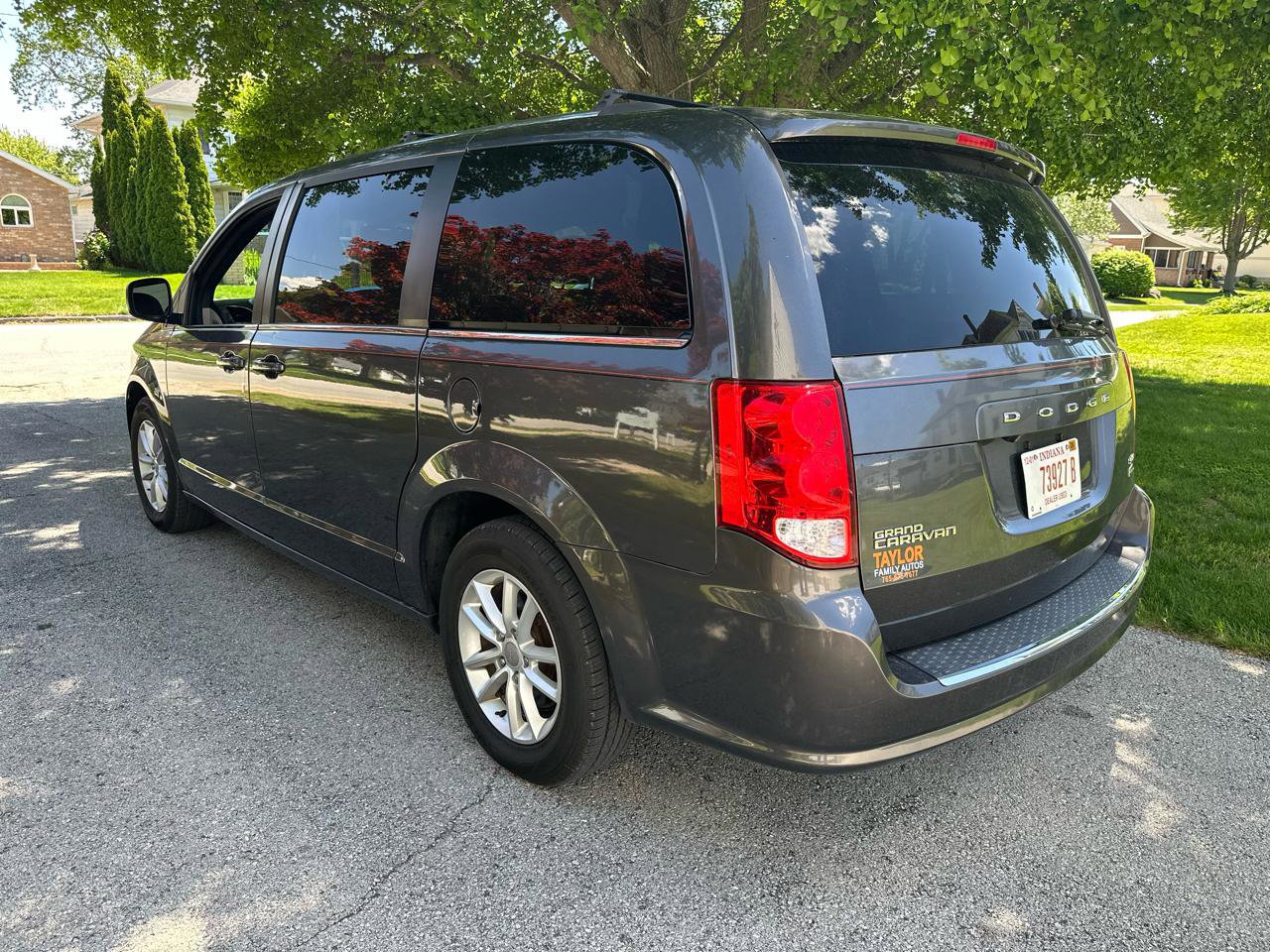 Used 2019 Dodge Grand Caravan SXT FWD image 5