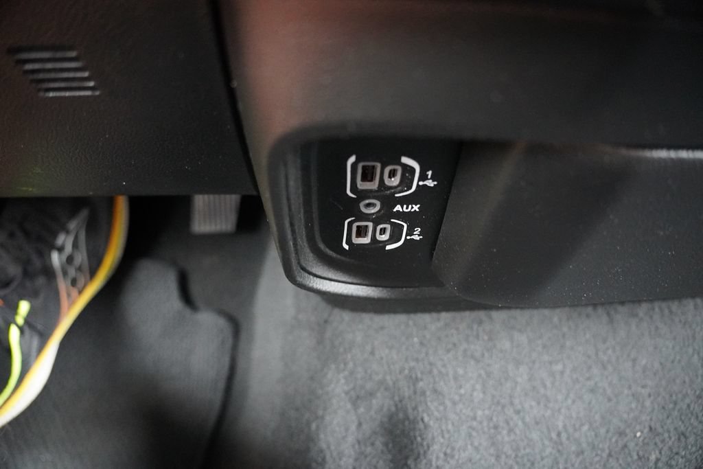 Certified 2019 RAM 1500 Laramie w/ Trailer Tow Group AWD/4WD image 31