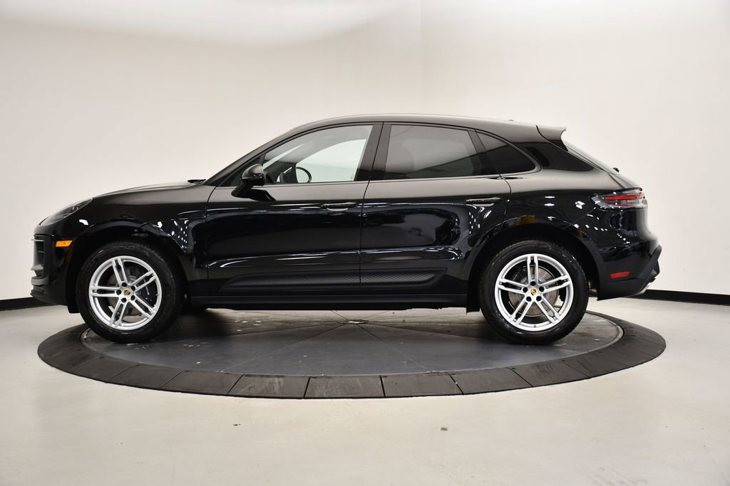 Certified 2025 Porsche Macan Turbo AWD/4WD image 2