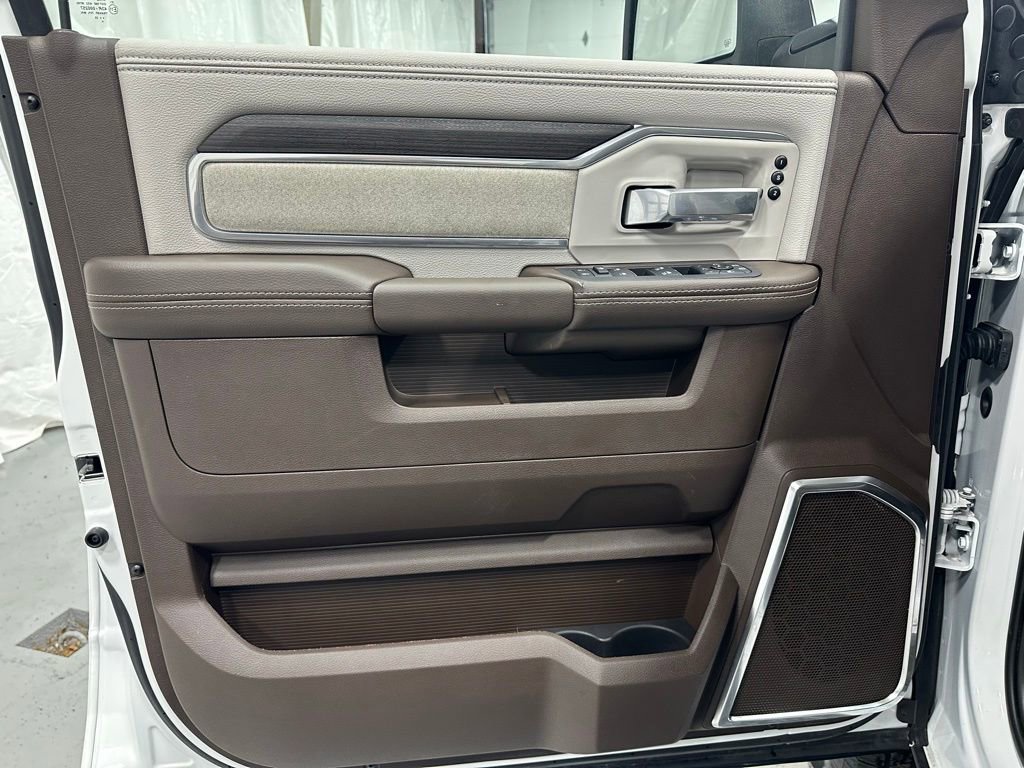 Used 2025 RAM 2500 Laramie image 8
