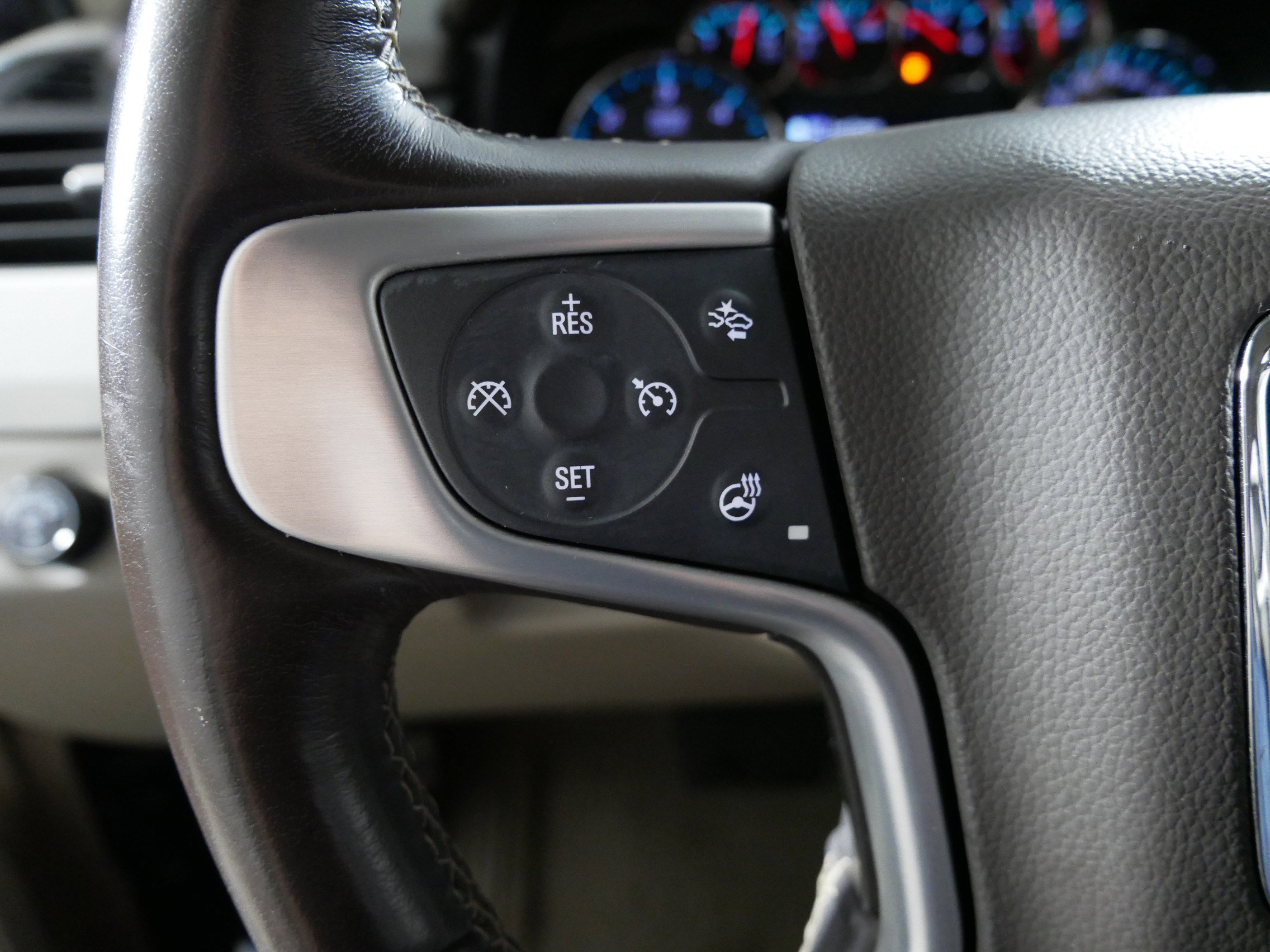 Used 2020 GMC Yukon XL SLT w/ Open Road Package image 27