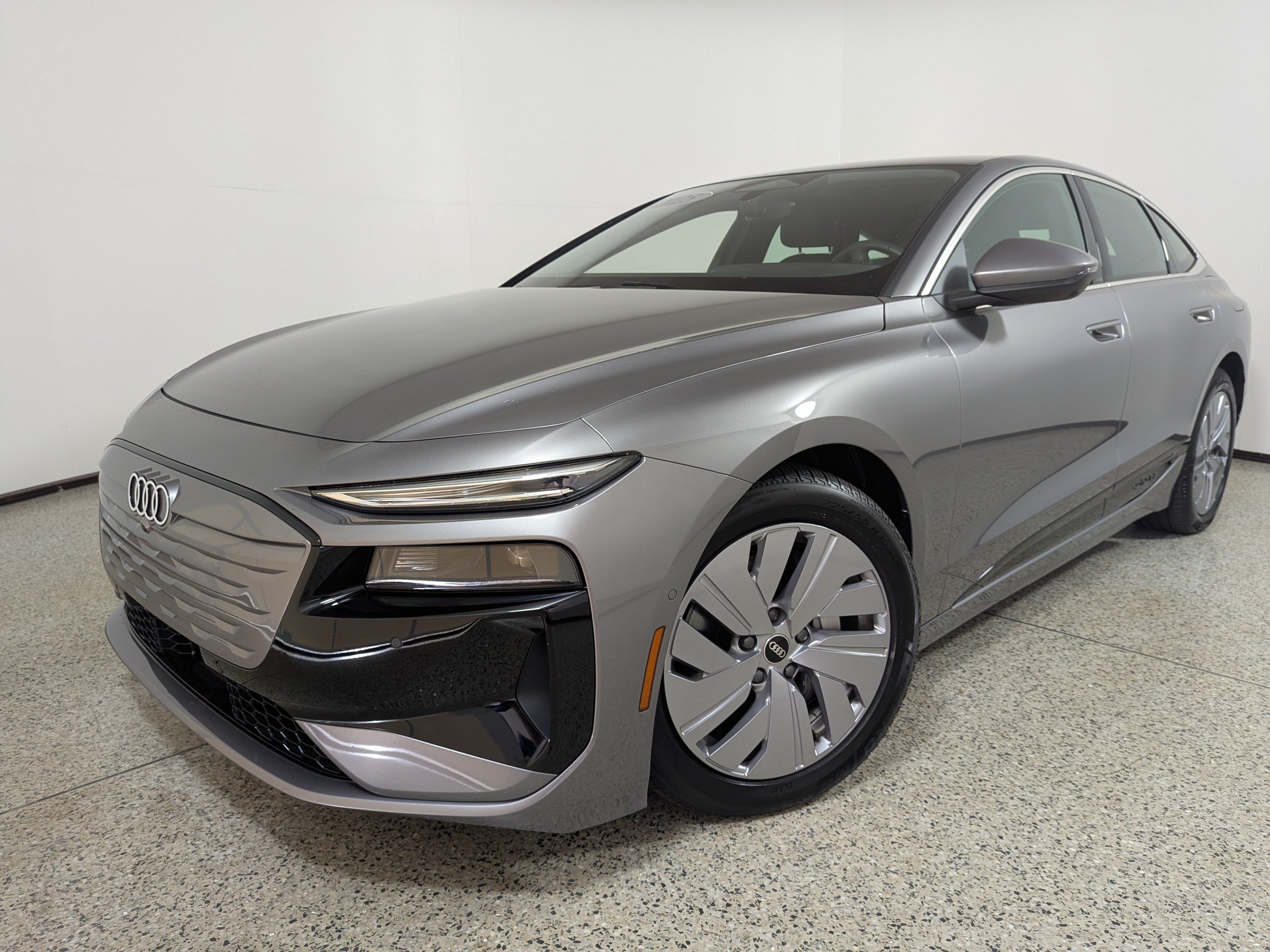 Certified 2025 Audi A6 e-tron Premium w/ Ultra Package AWD/4WD image 24