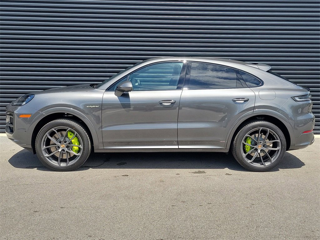 New 2025 Porsche Cayenne E-Hybrid Coupe image 2