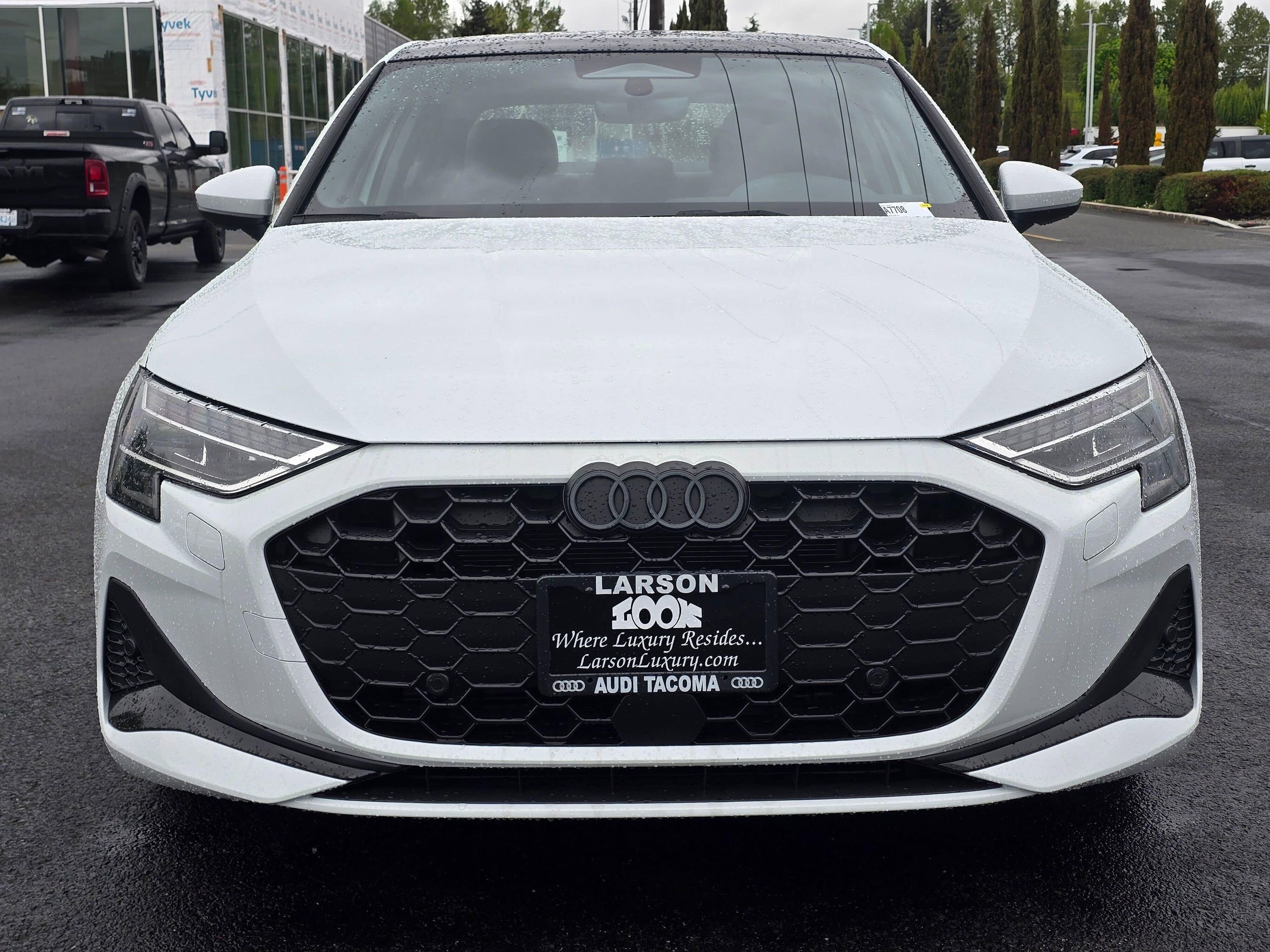 Used 2023 Audi Q4 e-tron Premium Plus RWD image 8