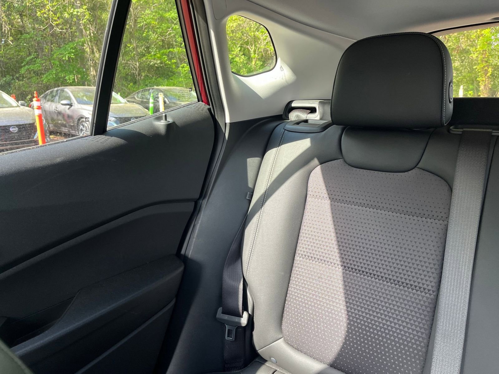 Used 2025 Chevrolet Trax LT image 38