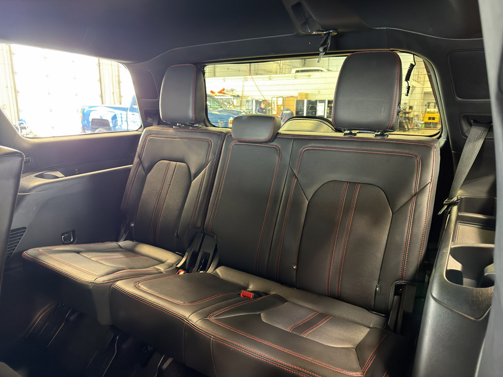 Used 2023 Ford Expedition Limited AWD/4WD image 43