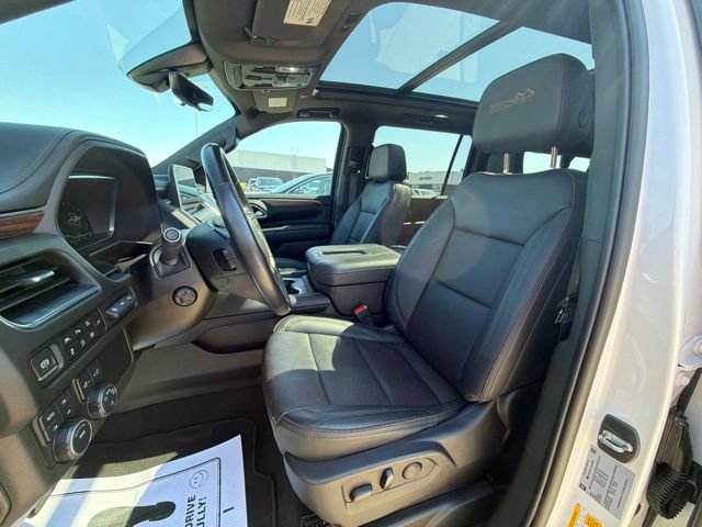 Used 2022 Chevrolet Suburban High Country AWD/4WD image 22