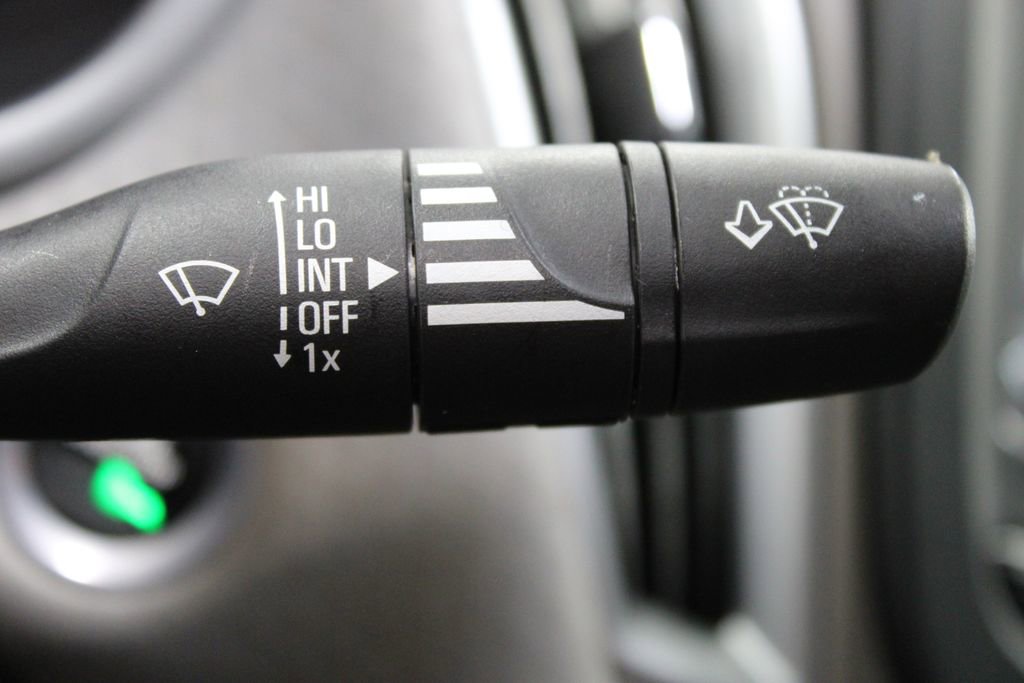 Used 2017 Chevrolet Malibu LS image 34