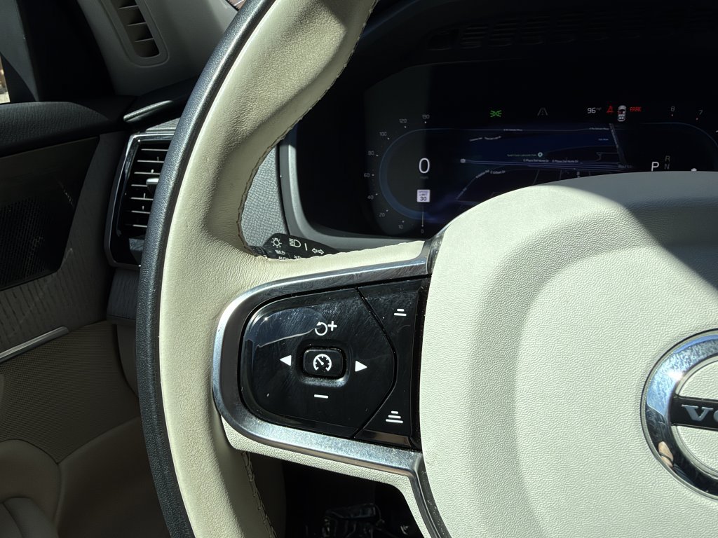 Used 2024 Volvo XC90 B6 Plus w/ Protection Package AWD/4WD image 29