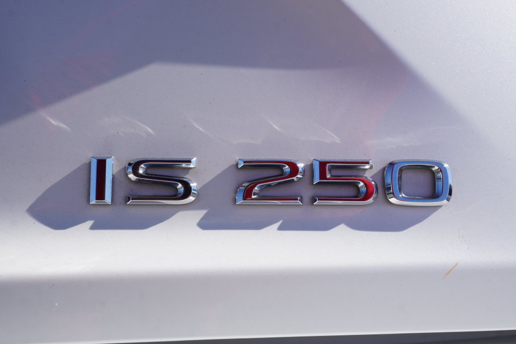 Used 2015 Lexus IS 250 RWD image 14