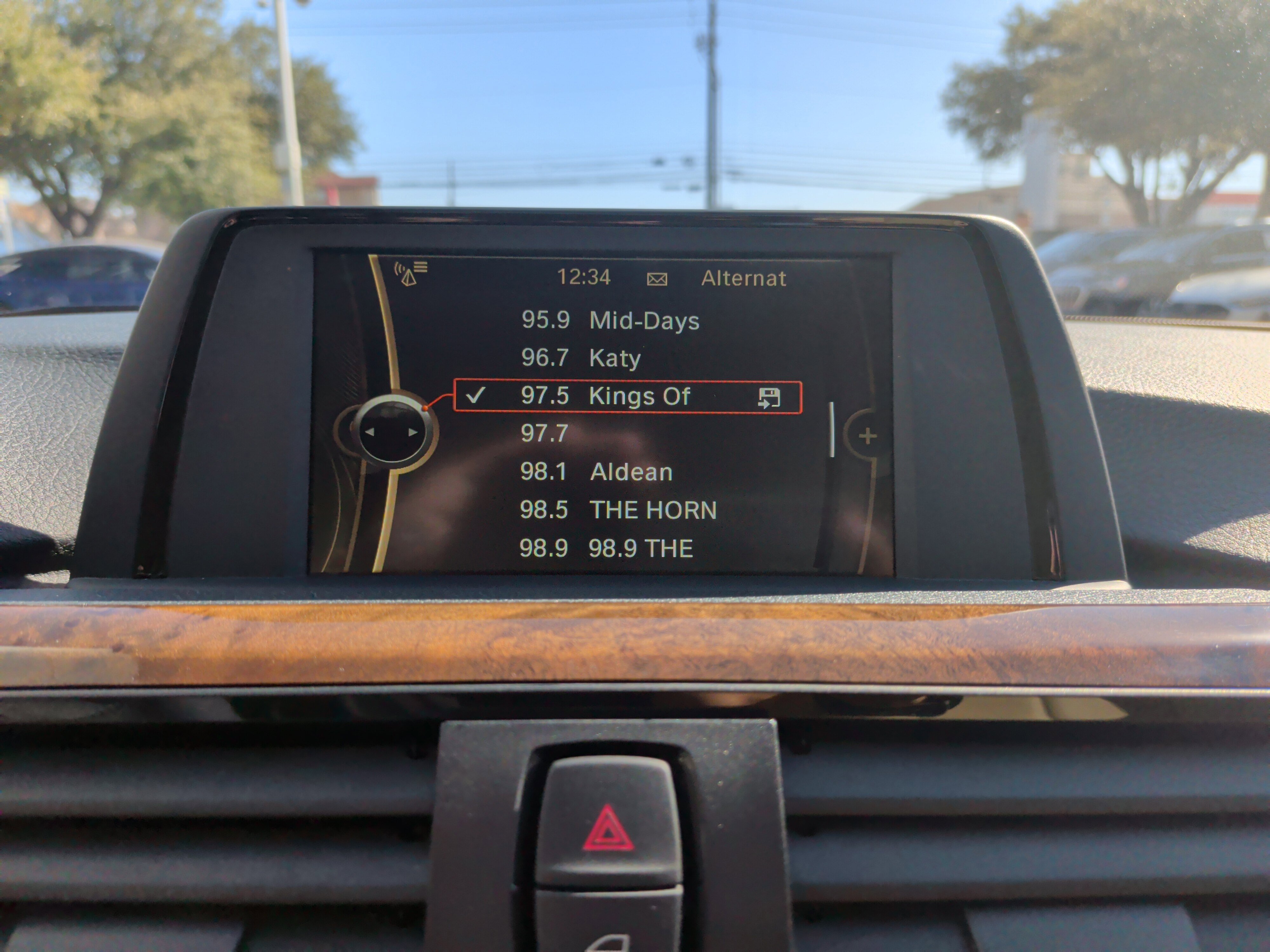 Used 2014 BMW 320i Sedan image 23