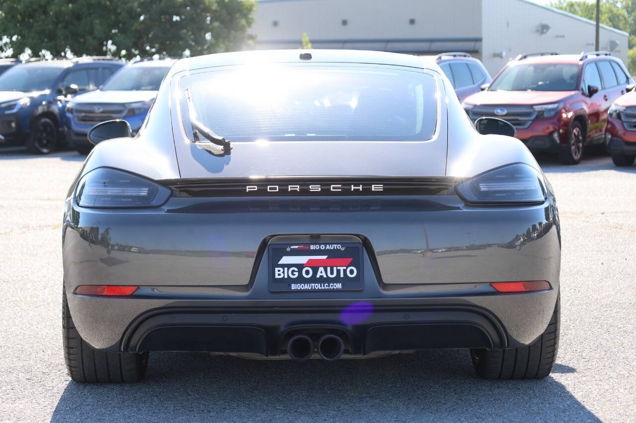 Used 2018 Porsche 718 Cayman GTS RWD image 10