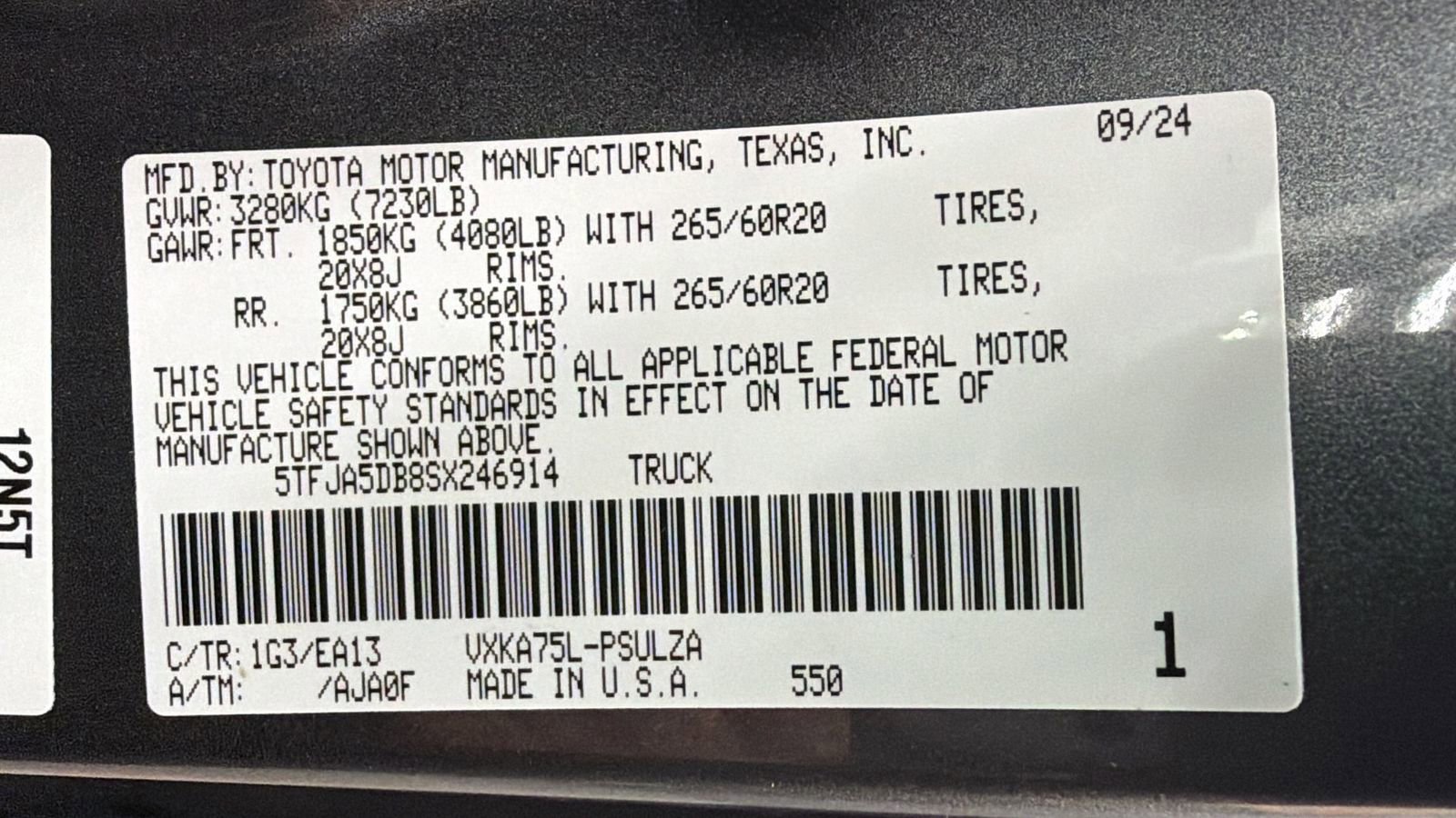 Used 2025 Toyota Tundra Limited image 38