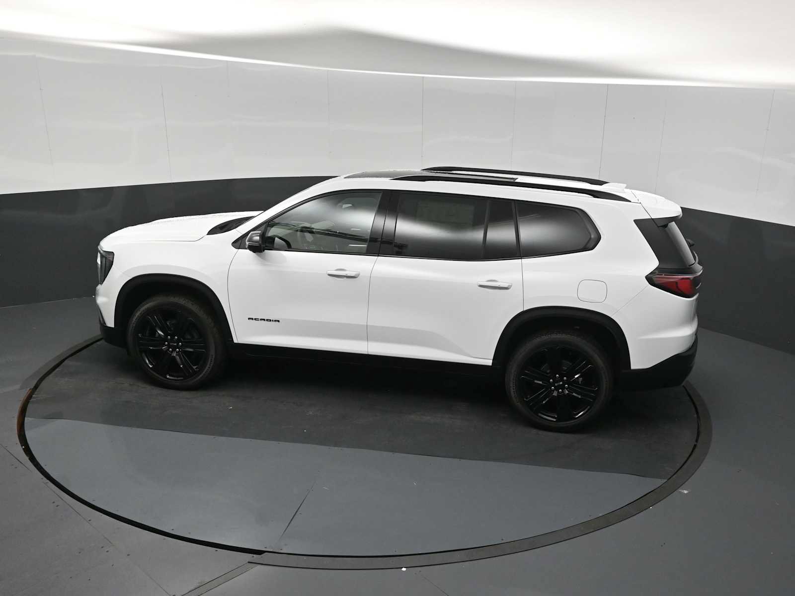 New 2026 GMC Acadia Elevation w/ Black Edition AWD/4WD image 17