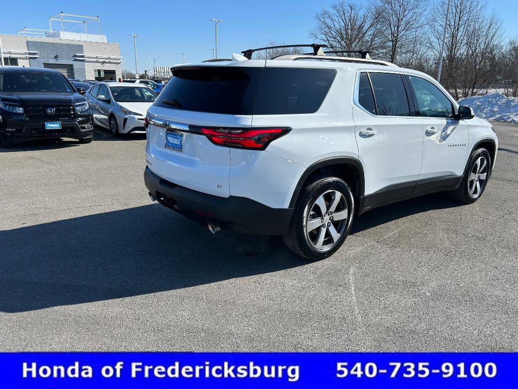 Used 2023 Chevrolet Traverse LT w/ LT Premium Package image 6