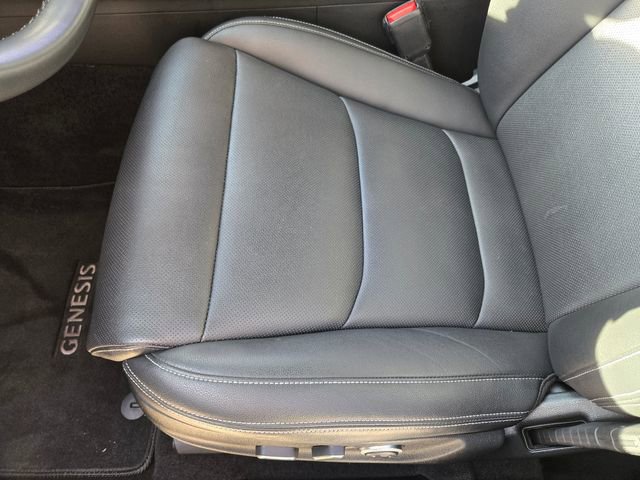 Used 2022 Genesis GV70 2.5T w/ Select Package image 13