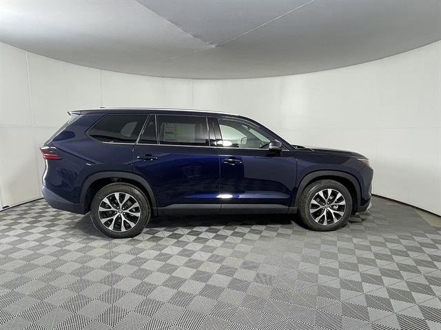 New 2026 Toyota Grand Highlander AWD Hybrid image 8